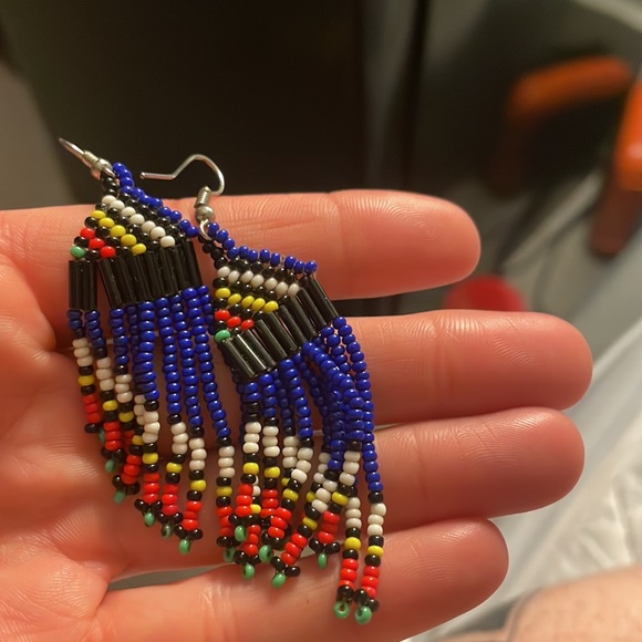 earrings - Picture 2 of 3